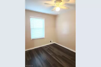 1561 Burnet Ave, Union Township, NJ 07083 - Photo 11