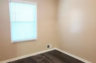 1561 Burnet Ave, Union Township, NJ 07083 - Photo 11