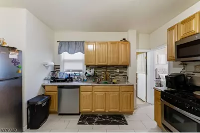 76 Heckel St, Belleville, NJ 07109 - Photo 5