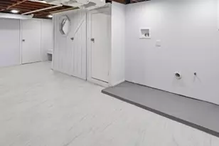 8 Edmund Pl, Irvington, NJ 07111 - Photo 13