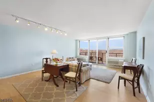 300 Main St, Little Falls Township, NJ 07424 - Photo 5