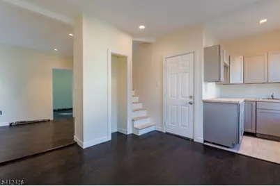 446 E 24th St, Paterson, NJ 07514 - Photo 5