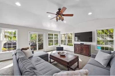 11 Merlin Pl, Montville Township, NJ 07058 - Photo 11
