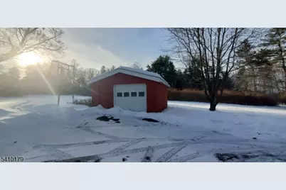 20 Hughes Ln, White Township, NJ 07823 - Photo 11