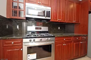 56 Chelsea Way, Bridgewater, NJ 08807 - Photo 3