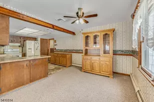 252 Mountain View Rd, Franklin Township, NJ 08802 - Photo 5