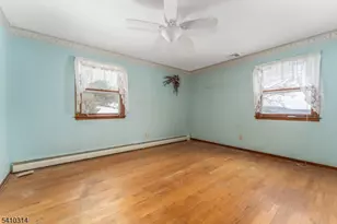 252 Mountain View Rd, Franklin Township, NJ 08802 - Photo 11