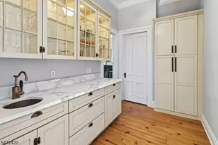 21 Franklin Pl, Morristown, NJ 07960 - Photo 11