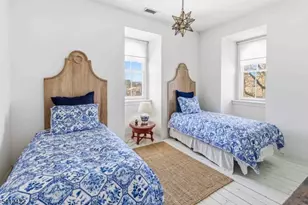 21 Franklin Pl, Morristown, NJ 07960 - Photo 31