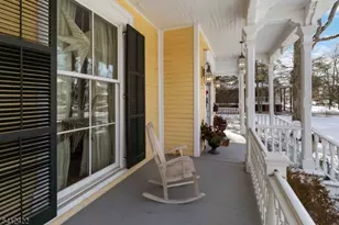 21 Franklin Pl, Morristown, NJ 07960 - Photo 5