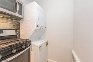 19 Wedgewood Dr, Verona, NJ 07044 - Photo 13