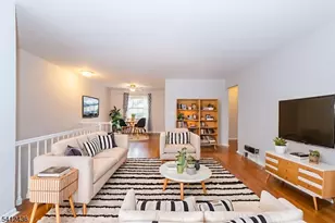 19 Wedgewood Dr, Verona, NJ 07044 - Photo 9