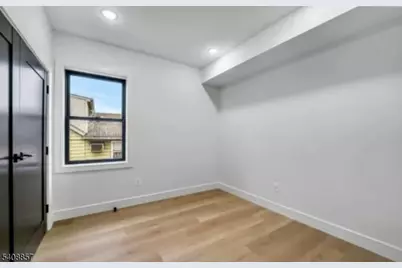 144 Magnolia, Elizabeth, NJ 07206 - Photo 29