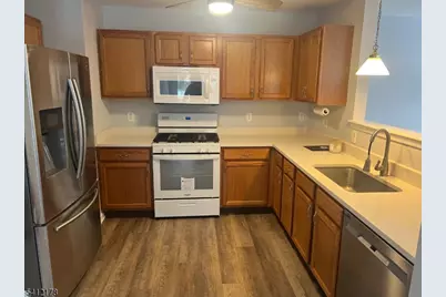 263 Old Farm Dr #263, Allamuchy Township, NJ 07838 - Photo 3