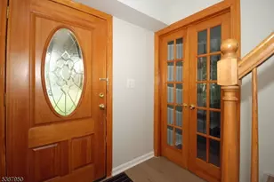 25 Hughes Rd, Franklin Township, NJ 08873 - Photo 5