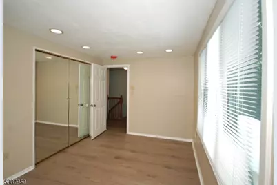 25 Hughes Rd, Franklin Township, NJ 08873 - Photo 31