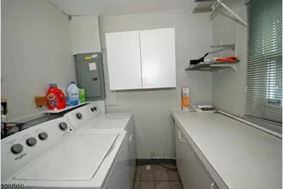 25 Hughes Rd, Franklin Township, NJ 08873 - Photo 21