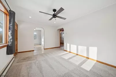 625 E Vail Rd, Roxbury Township, NJ 07850 - Photo 9