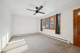 625 E Vail Rd, Roxbury Township, NJ 07850 - Photo 7