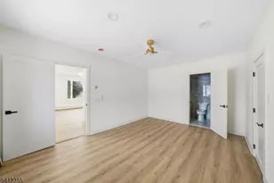 68 Port Reading Ave, Woodbridge Township, NJ 07095 - Photo 17