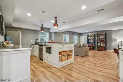 2 Robert Dr, Millburn, NJ 07078 - Photo 39