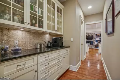 2 Robert Dr, Millburn, NJ 07078 - Photo 11