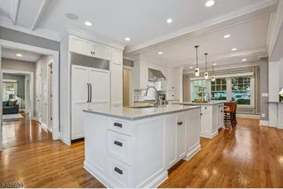 2 Robert Dr, Millburn, NJ 07078 - Photo 15