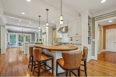 2 Robert Dr, Millburn, NJ 07078 - Photo 13