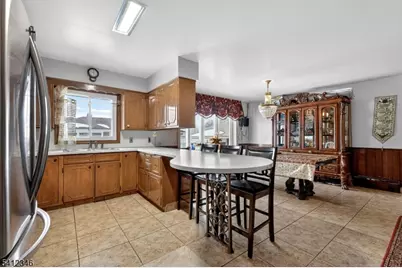 6 E 2nd St, Woodbridge Township, NJ 07064 - Photo 9