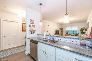 90 Clinton Ave, Newark, NJ 07114 - Photo 13