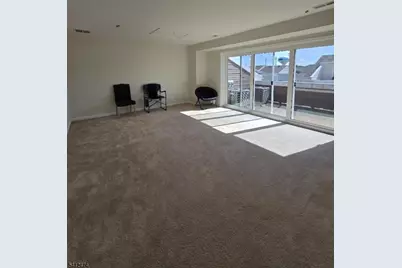 10 Bond St, North Brunswick Township, NJ 08902 - Photo 17