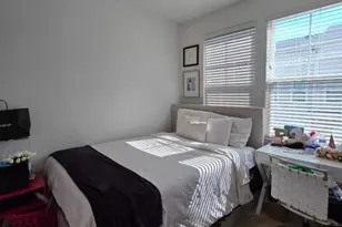 10 Bond St, North Brunswick Township, NJ 08902 - Photo 11