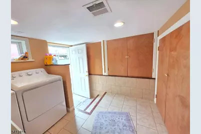 564 Chapman St, Hillside, NJ 07205 - Photo 9