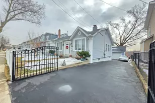 564 Chapman St, Hillside, NJ 07205 - Photo 1