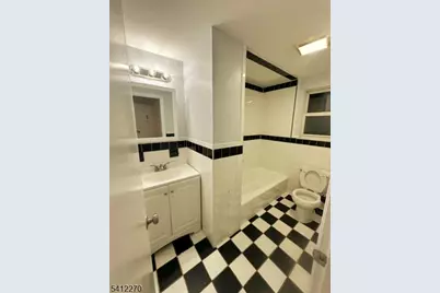 360 New St, Newark, NJ 07103 - Photo 15