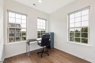 36 Cortland Ct, Livingston, NJ 07039 - Photo 11