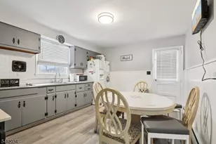 86 Kakeout Rd, Butler, NJ 07405 - Photo 11