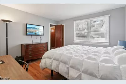 86 Kakeout Rd, Butler, NJ 07405 - Photo 15