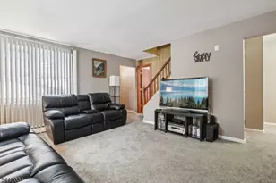 86 Kakeout Rd, Butler, NJ 07405 - Photo 7