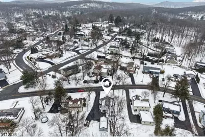 86 Kakeout Rd, Butler, NJ 07405 - Photo 41