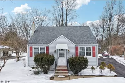 86 Kakeout Rd, Butler, NJ 07405 - Photo 3