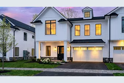 16-18 Paris Ave #3, Rockleigh Boro, NJ 07647 - Photo 1