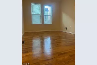 185 Parrow St, Orange, NJ 07050 - Photo 11