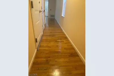 185 Parrow St, Orange, NJ 07050 - Photo 5