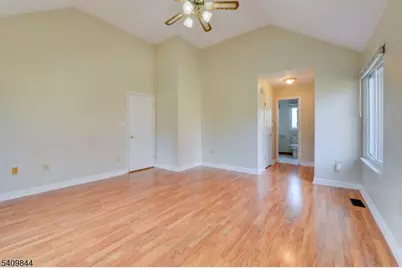 4 Hawthorne Pl, Bernards Township, NJ 07920 - Photo 11