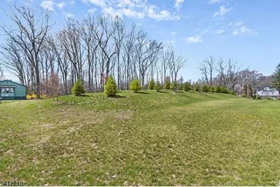 16 Sedicavage Way, Mount Olive, NJ 07828 - Photo 23