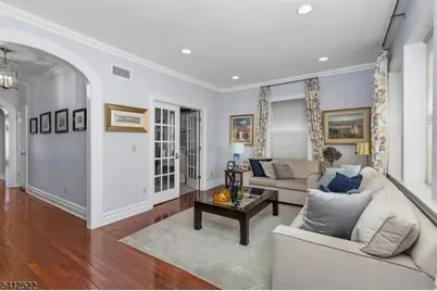 6 Harding Ct, Passaic, NJ 07055 - Photo 3