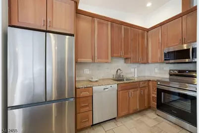 160 Overlook Dr, Union Township, NJ 08809 - Photo 11