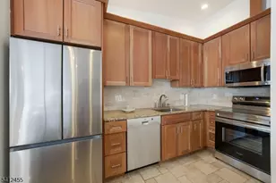 160 Overlook Dr, Union Township, NJ 08809 - Photo 11