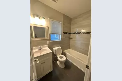 558 Broadway, Elizabeth, NJ 07206 - Photo 7